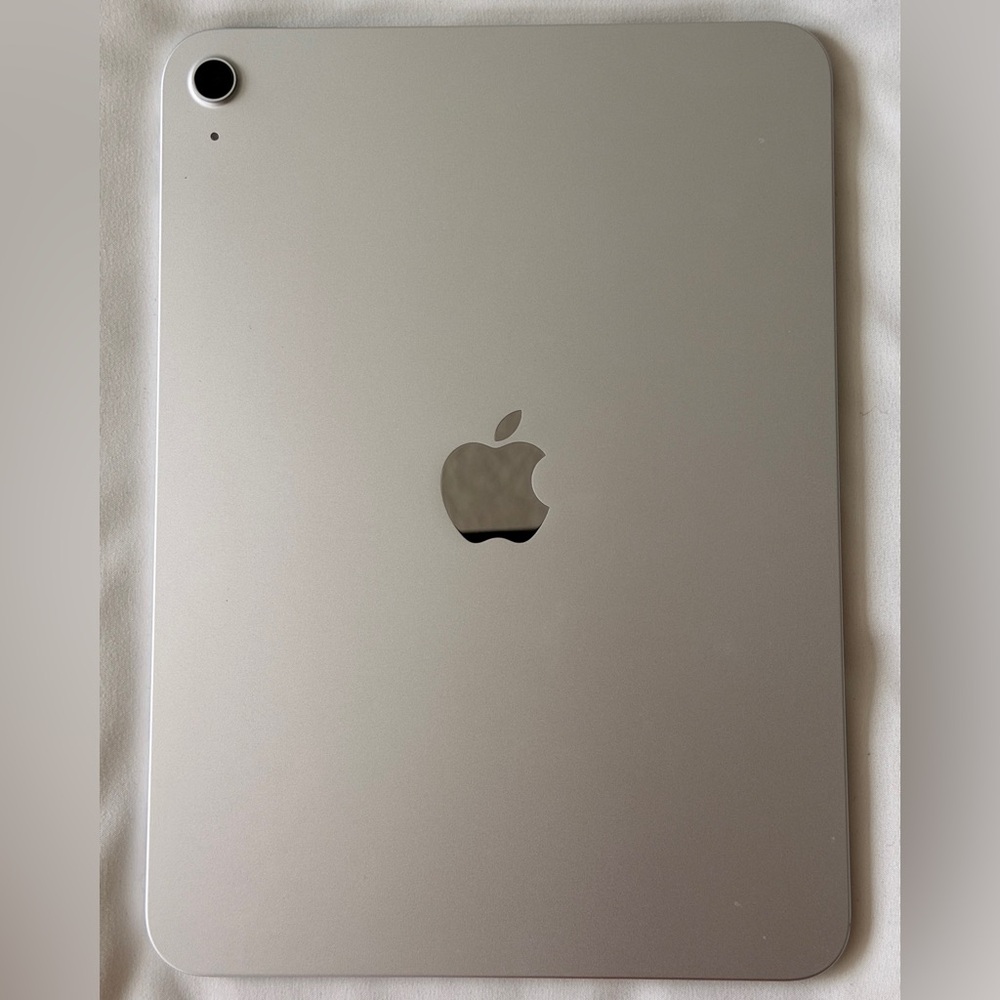 Apple iPad A16 2025 - Silver